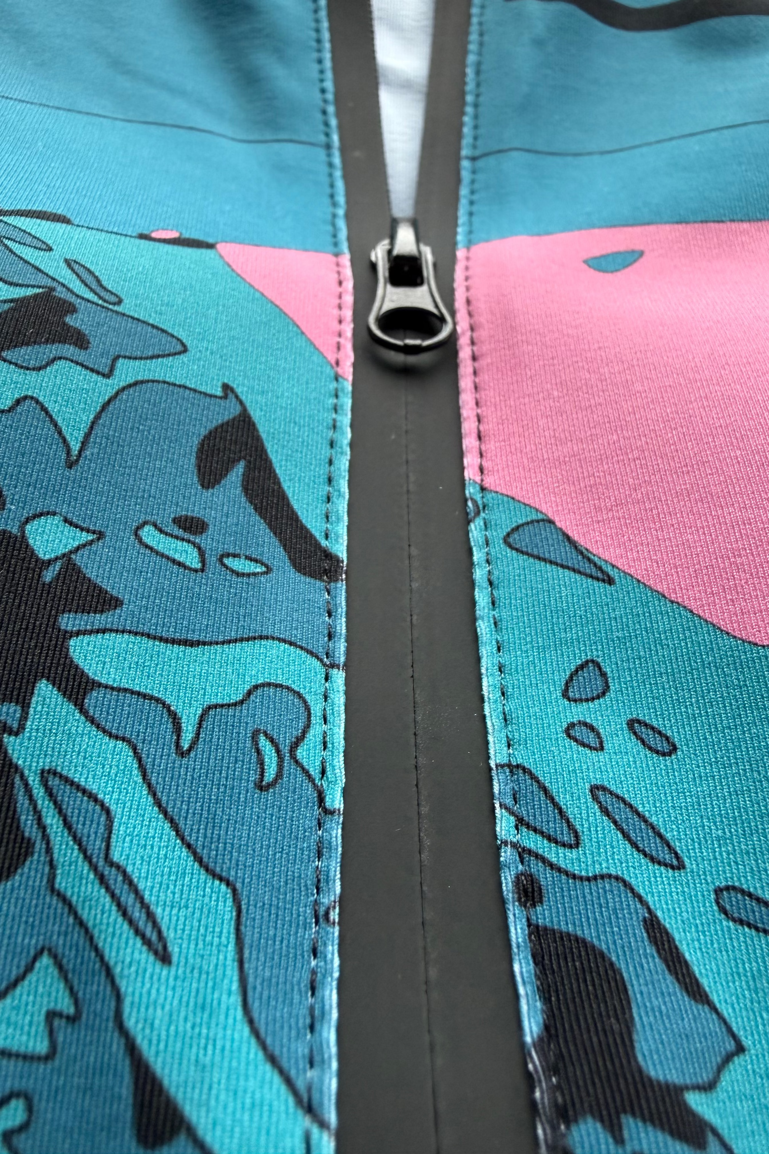 detaljer av glidelås i badedrakt Fjord Apres Longsleeve