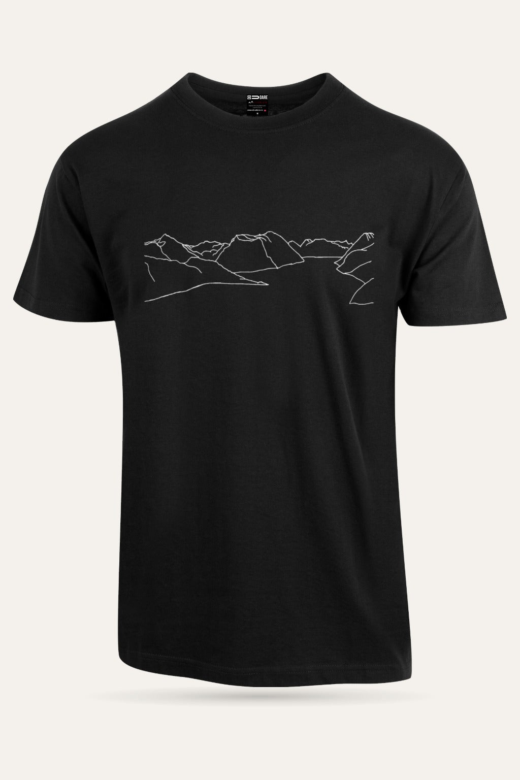 Mountains t-skjorte unisex i sort sett forfra – viser passform og trykk – Fjord Vibes