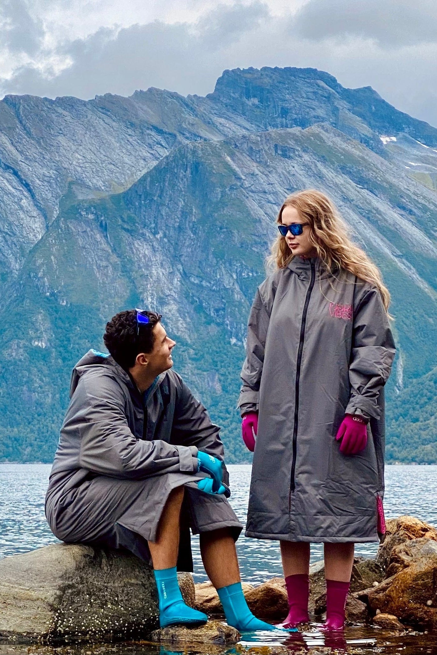 Salty but Sweet™ Polar Fjord Robe ECO, Glacier-blue surf-robe - DoUdare