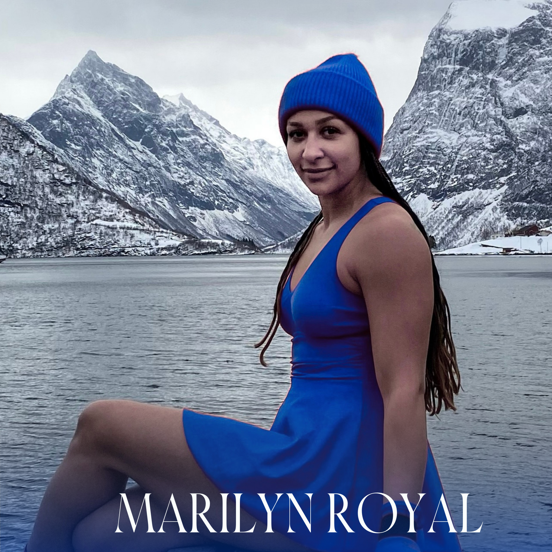 Marilyn - Fjord Vibes badekjole Kongeblå💙LOW CUT - Kommer rett over påske 💙 - DoUdare