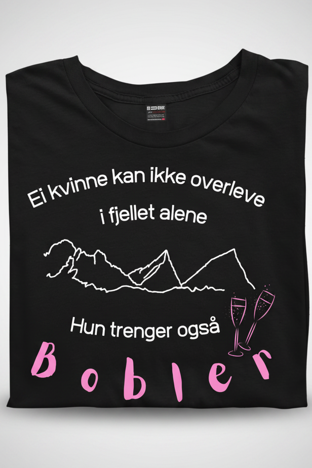 Svart t-skjorte med motiv av prosecco og bobler dame-modell på bokmål